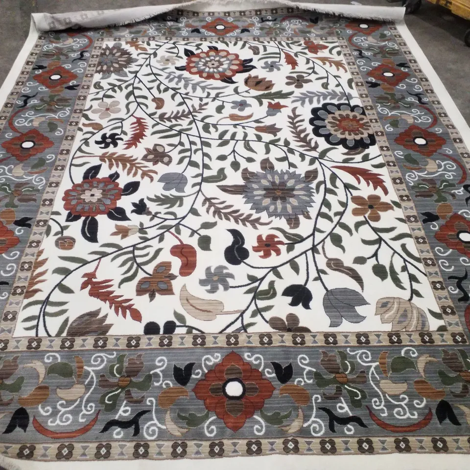 QUALITY DESIGNER AREA RUG - APPROXIMATELY 303X243CM