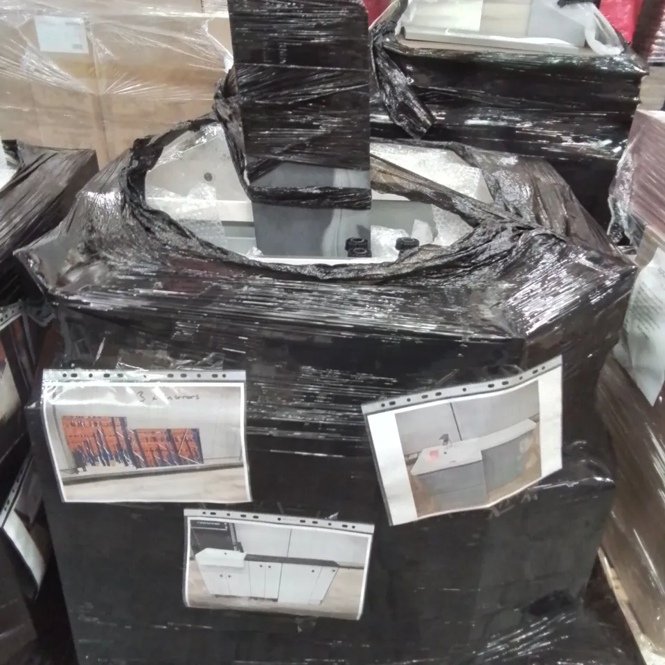 PALLET OF ASSORTED BATHROOM CABINETS AND FITTINGS 