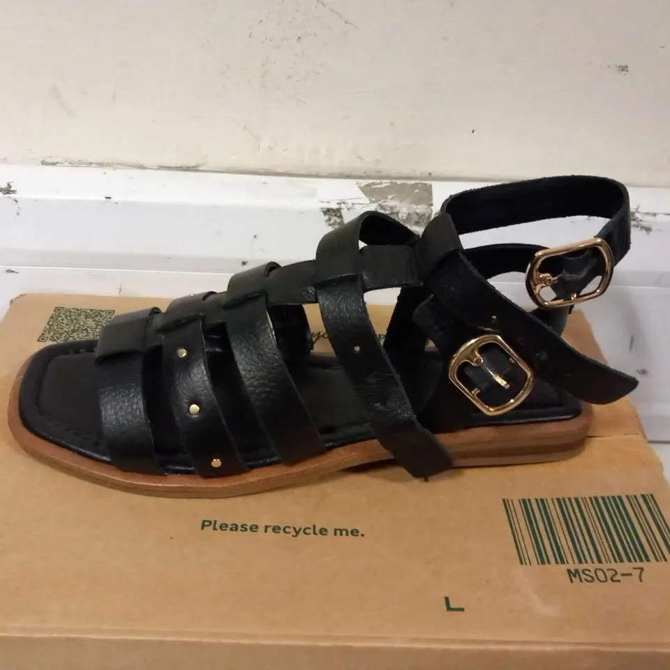 BOXED M&S BLACK SANDALS SIZE 5.5