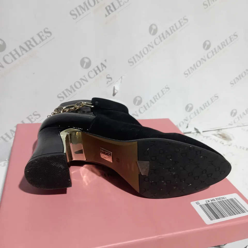 BOXED MODA IN PELLE KANNES BLACK SUEDE ANKLE BOOTS - UK SIZE 7