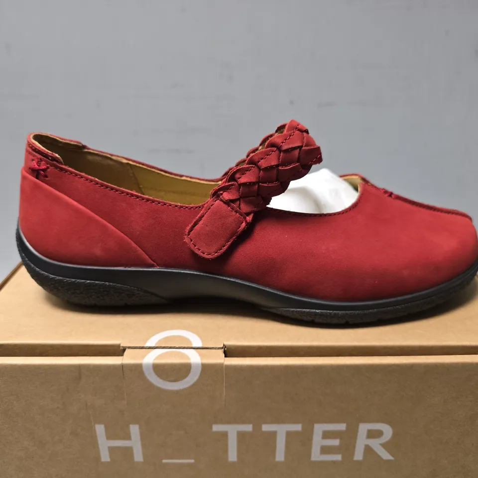 BOXED HOTTER SHAKE II EXTRA WIDE RED CURRANT - UK 7.5