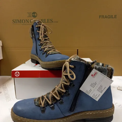 RIEKER LACE UP ANKLE BOOT 6.5