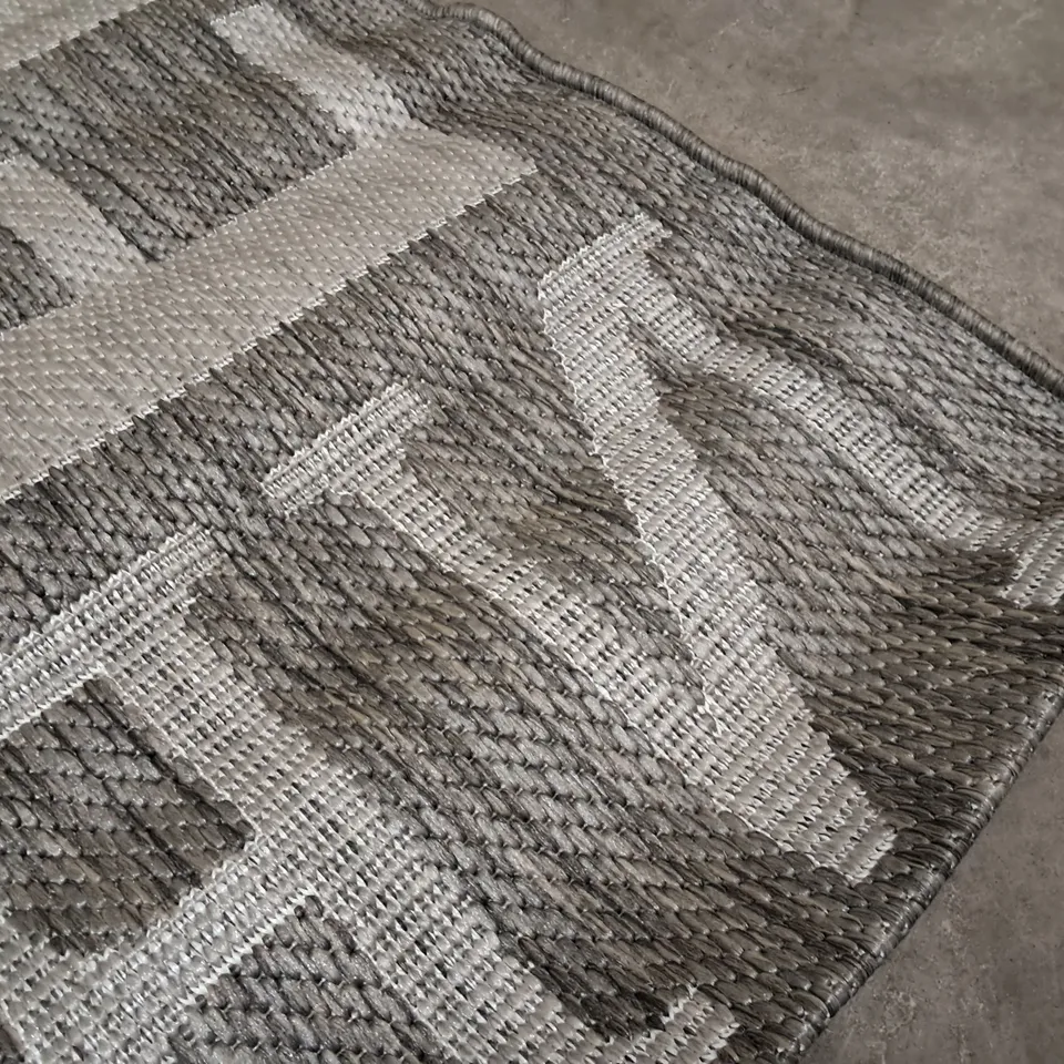 BRAND NEW PACO COUNTRY RUG IN GREY - 160X220CM