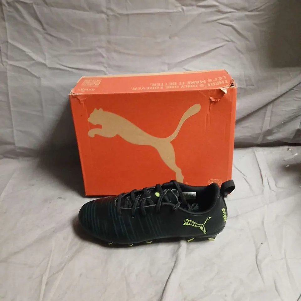 PUMA FOOTBALL BOOTS – BLACK WITH NEON YELLOW STUDS - SIZE UK 5.5