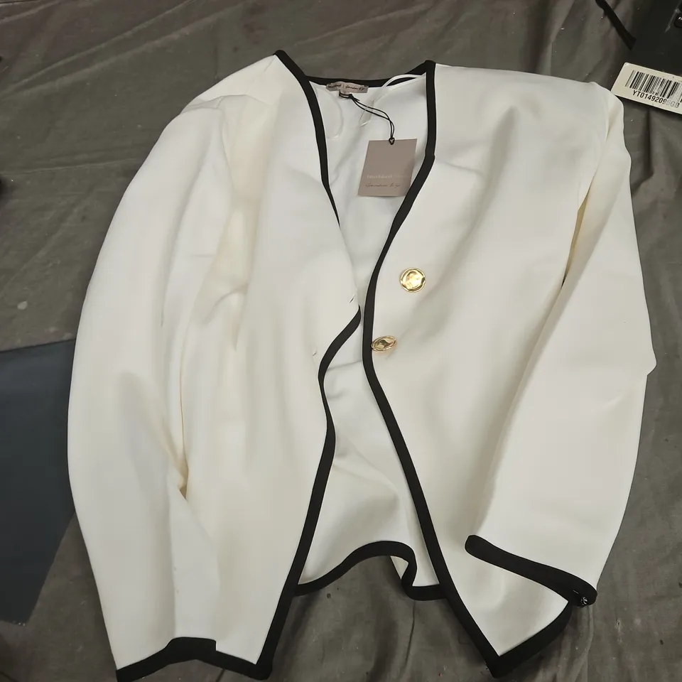 WOMEN'S WHITE BLAZER WITH BLACK RIVER ISLAND PIPING & GOLD BUTTONS