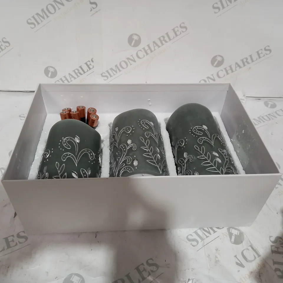 OUTLET ALISON CORK SET OF 3 PRE LIT FLAMELESS CANDLES