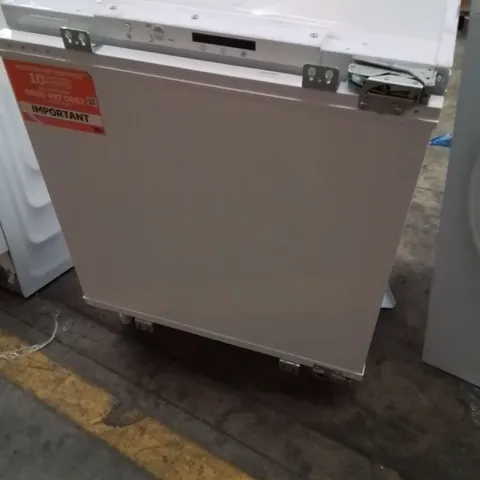 BEKO UNDERCOUNTER TOP FRIDGE