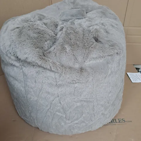 GREY FAUX FUR BEANBAG