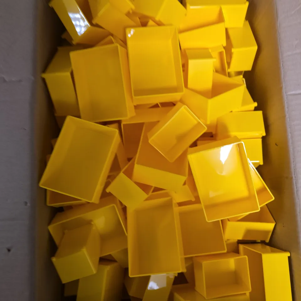 LARGE QUANTITY OF YELLOW PLASTIC STORAGE BOXES IN VARIOUS SIZES - COLLECTION ONLY 