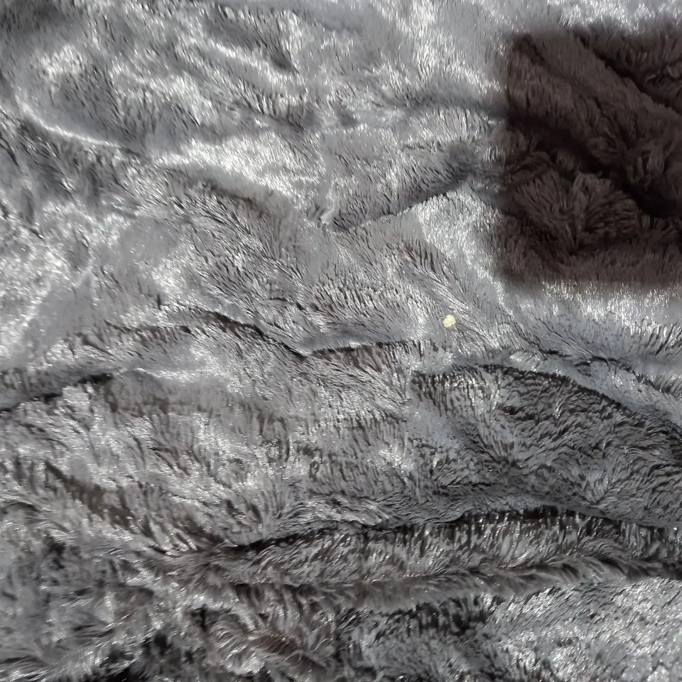 BOXED COZEE HOME VELVETSOFT HEATED THROW IN CHARCOAL