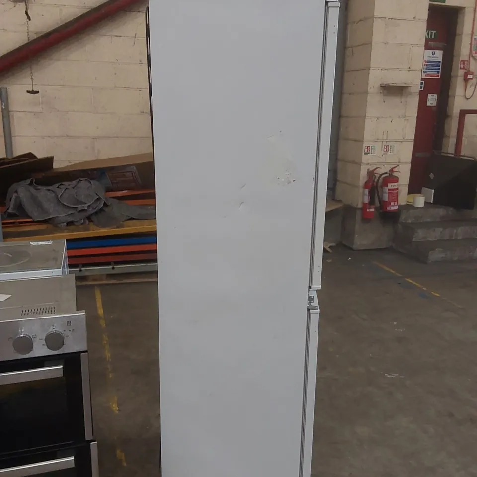 HISENSE HIS-RIB291F4AWE 50/50 FRIDGE FREEZER