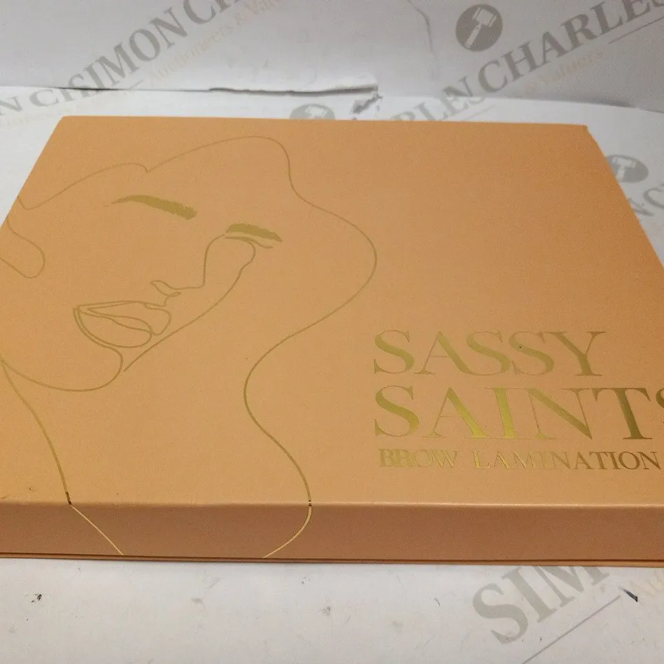 BOXED SASSY SAINT BROW LAMINATION KIT 