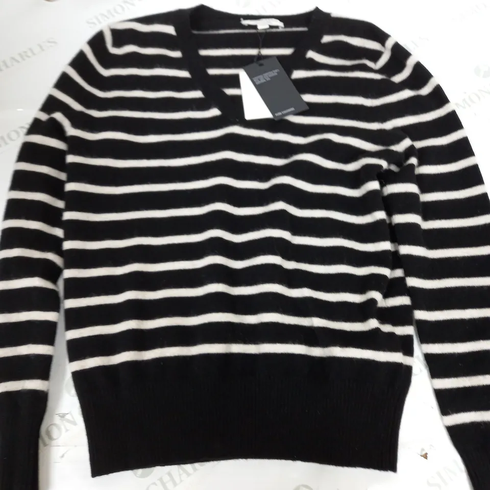 AUTOGRAPH V-NECK STRIPED SWEATER IN BLACK AND WHITE - SMALL