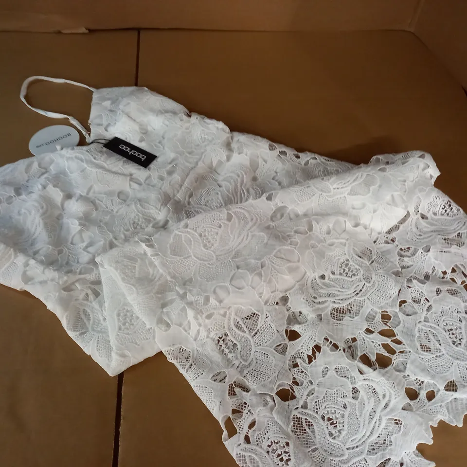 BOOHOO BOUTIQUE CROCHET LACE STRAPPY MIDI DRESS - 14