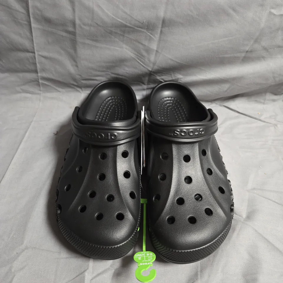 PAIR OF CROC BAYA CLOGS IN BLACK - UK SIZE M10 / W11
