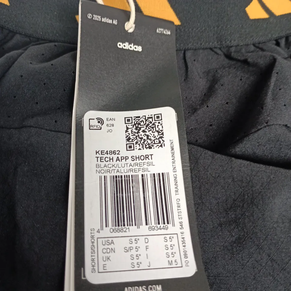 ADIDAS TECH APP SHORT KE4862 – BLACK CLIMACOOL TRAINING SHORTS
