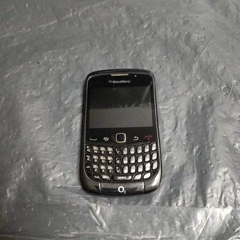 BLACKBERRY CURVE SMARTPHONE – BLACK WITH QWERTY KEYBOARD 