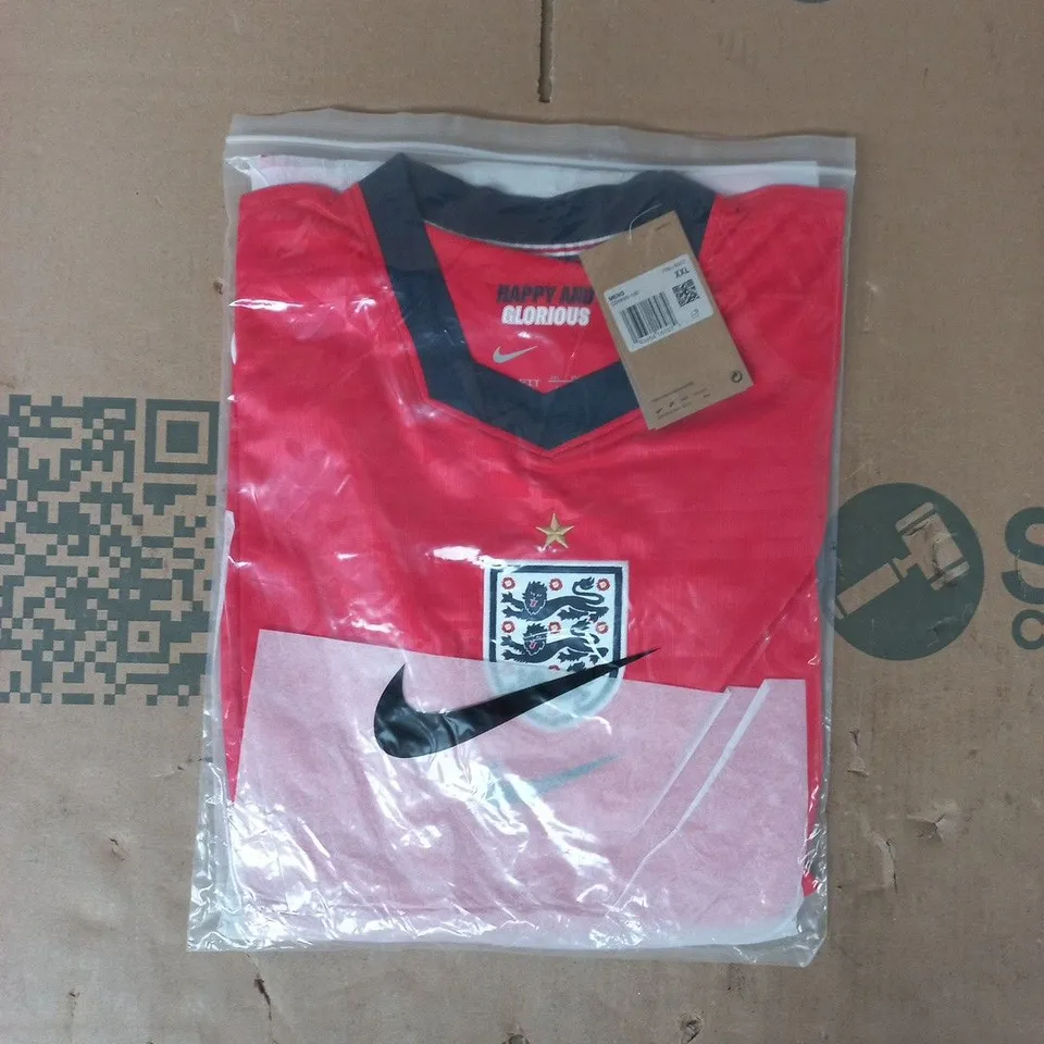BAGGED NIKE ENGLAND FOOTBALL JERSEY IN RED SIZE XXL