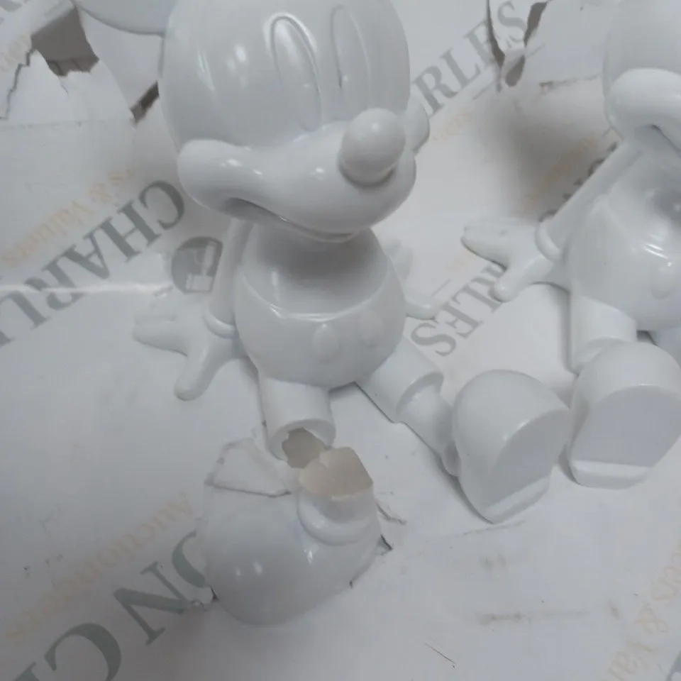 DISNEY MICKEY MOUSE BOOK BLOCKED END IN WHITE