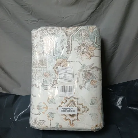 FONDREAM AREA RUG - SIZE UNSPECIFIED 