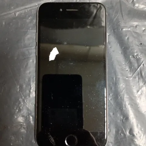 APPLE IPHONE 6 (A1586) SMARTPHONE 