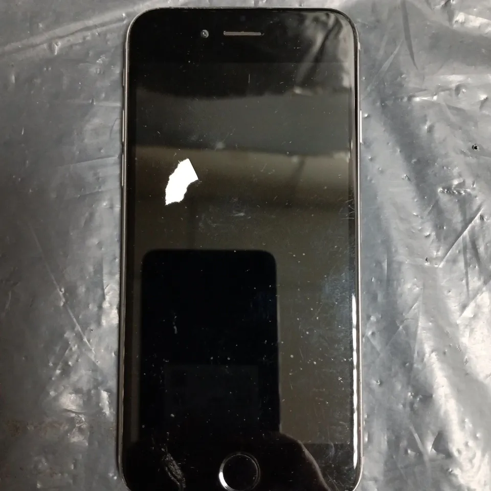 APPLE IPHONE 6 (A1586) SMARTPHONE 