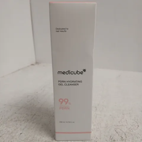 BOXED AND SEALED MEDICUBE PDRN HYDRATING GEL CLEANSER (200ML)