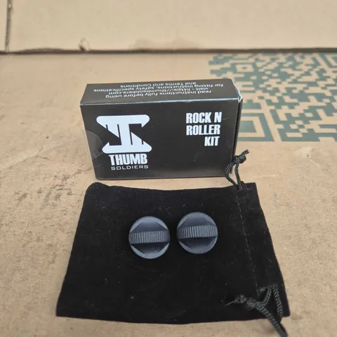 THUMB SOLDIERS ROCK N ROLLER KIT