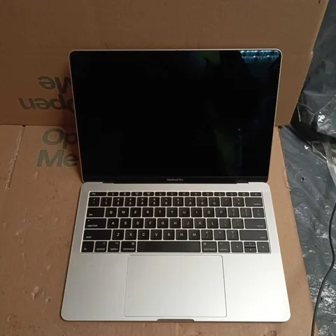 UNBOXED Apple MacBook Pro 13-inch A1708 (2017) i5-7360U, 8GB RAM, 128GB SSD