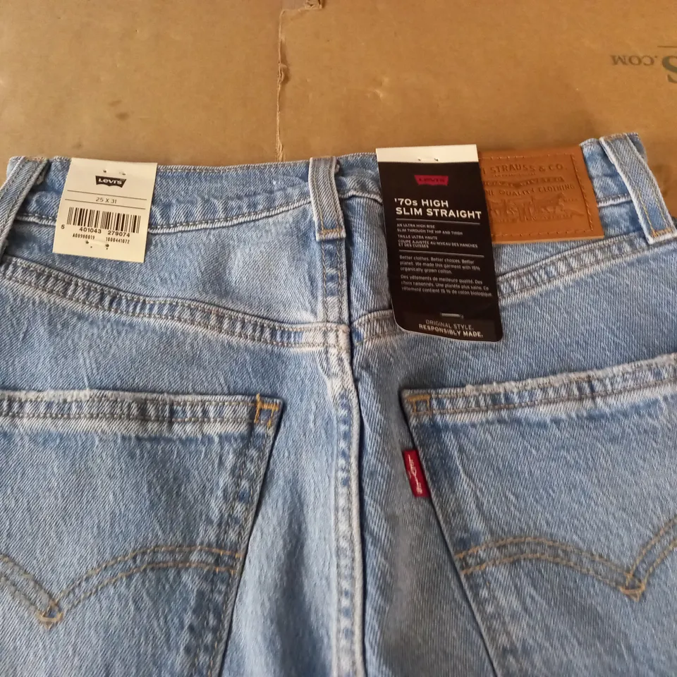 LEVIS 70'S HIGH SLIM STRAIGHT JEANS - 25X31