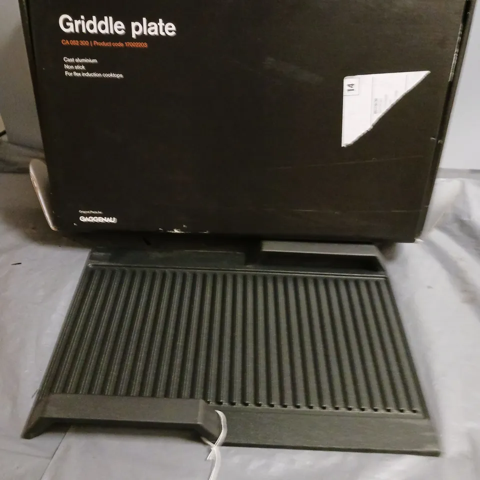 BOXED GAGGENAU GRIDDLE PLATE 