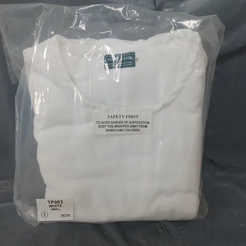 APPROXIMATELY 10 HOUSE OF BATH LUXURY BATH ROBES IN WHITE - S	