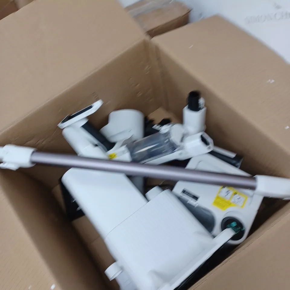 BOXED SHARK CORDLESS DETECT PRO VACUUM CLEANER