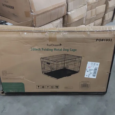 BOXED FURDREAMS 36INCH FOLDING METAL DOG CAGE