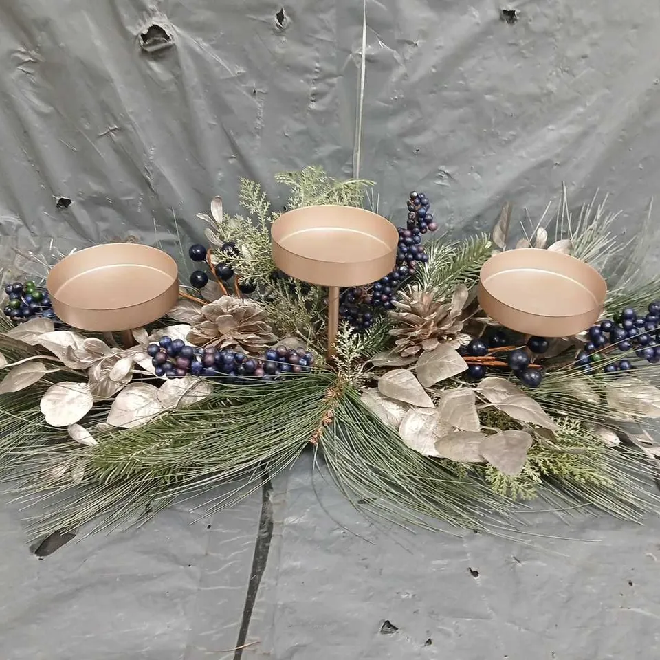 BLUEBERRY DECORATIVE CANDLE HOLDER