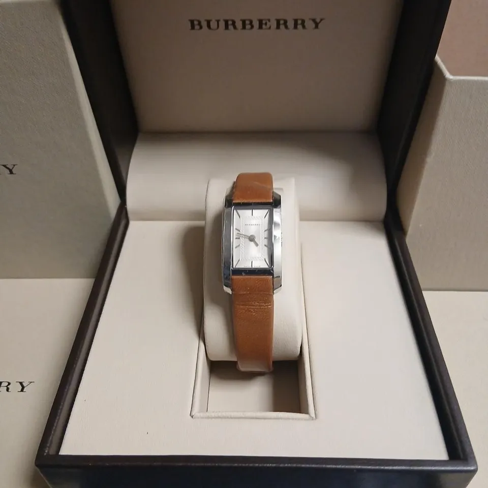 BURBERRY RECTANGULAR SWISS MADE WRISTWATCH WITH BROWN LEATHER STRAP