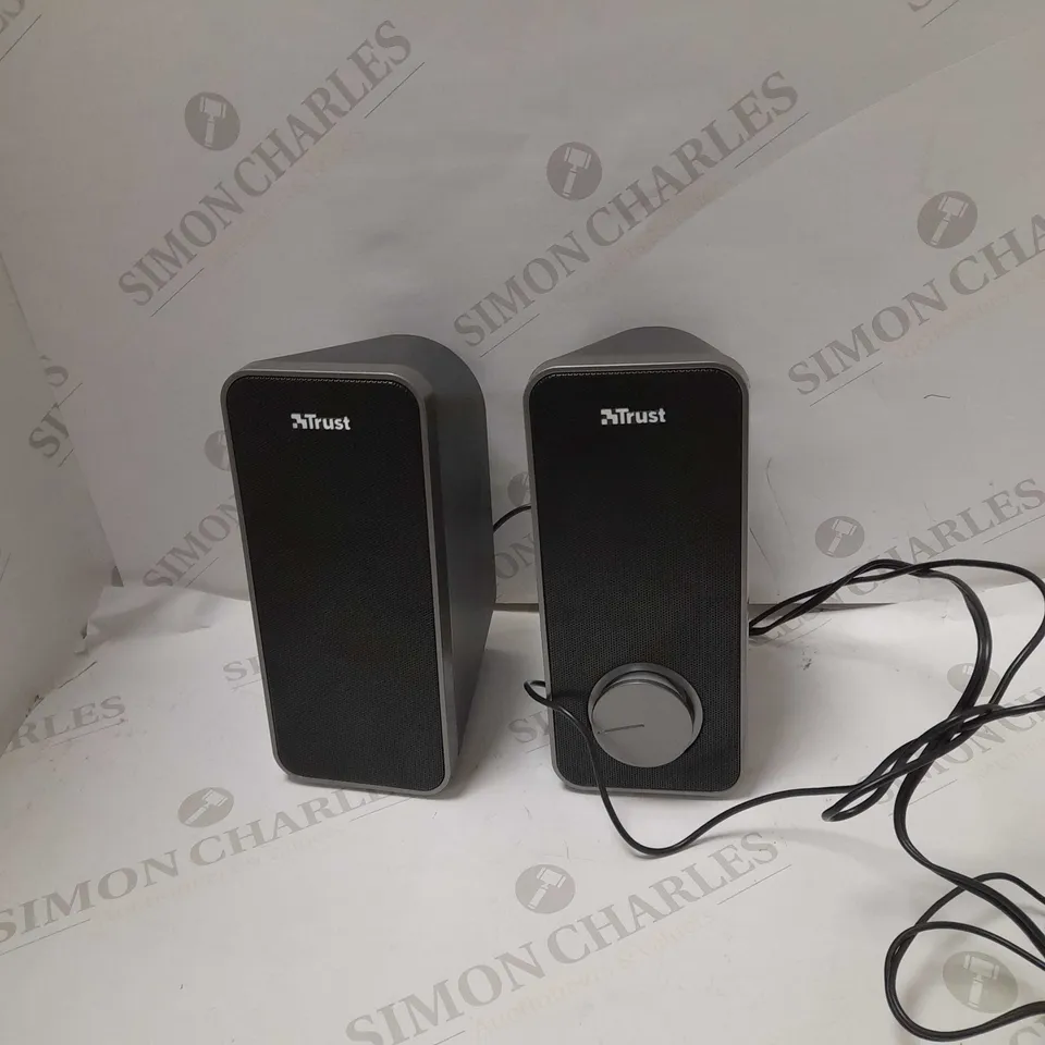 TRUST 28W SPEAKER SET