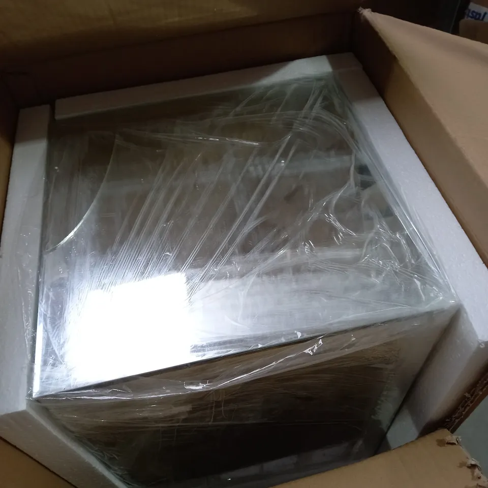 MONTE CARLO READY ASSEMBLED LAMP TABLE - MIRRORED SOME GLASS BROKEN  RRP £99