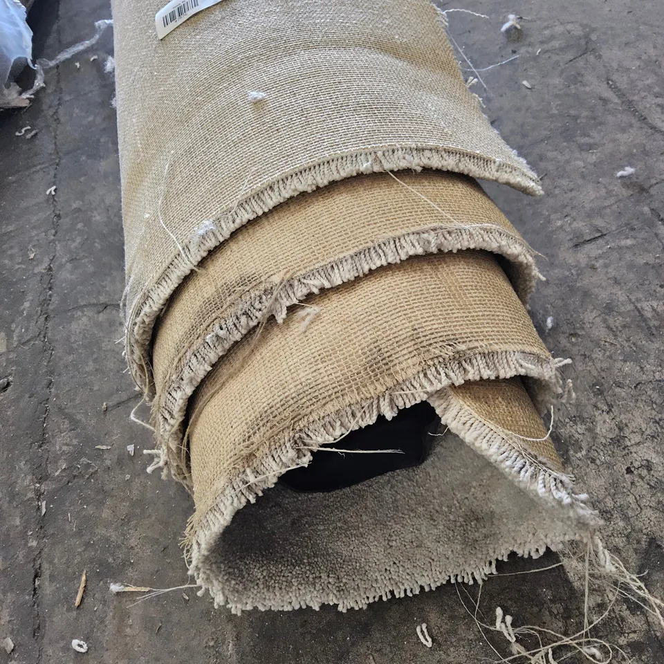 ROLL OF QUALITY FIRST IMPRESSIONS BLUSH CARPET APPROXIMATELY 5M × 5.7M (Cut)
