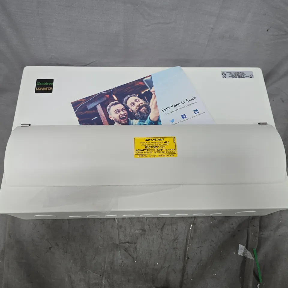 CRABTREE LOADSTAR 15 WAY DUAL RCD CONSUMER UNIT
