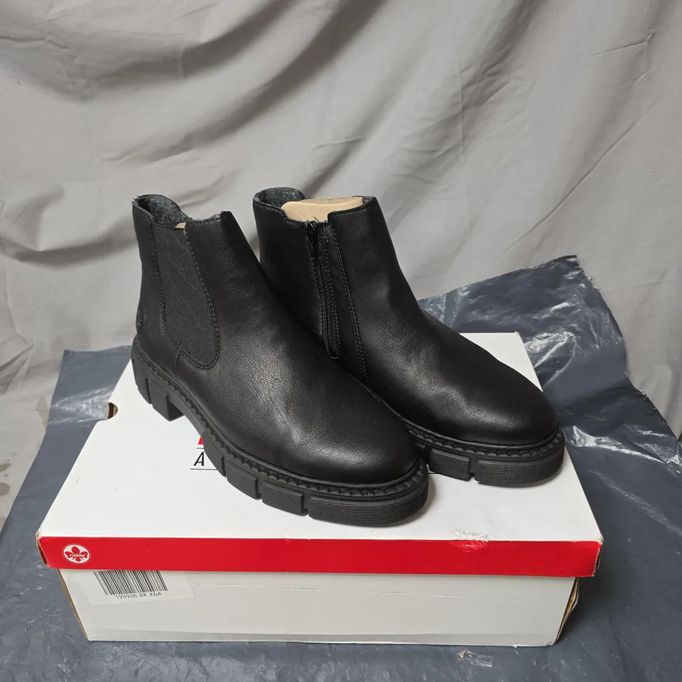 RIEKER ANTISTRESS WOMEN'S BLACK LEATHER ANKLE BOOT WITH SIDE ZIP SIZE 40