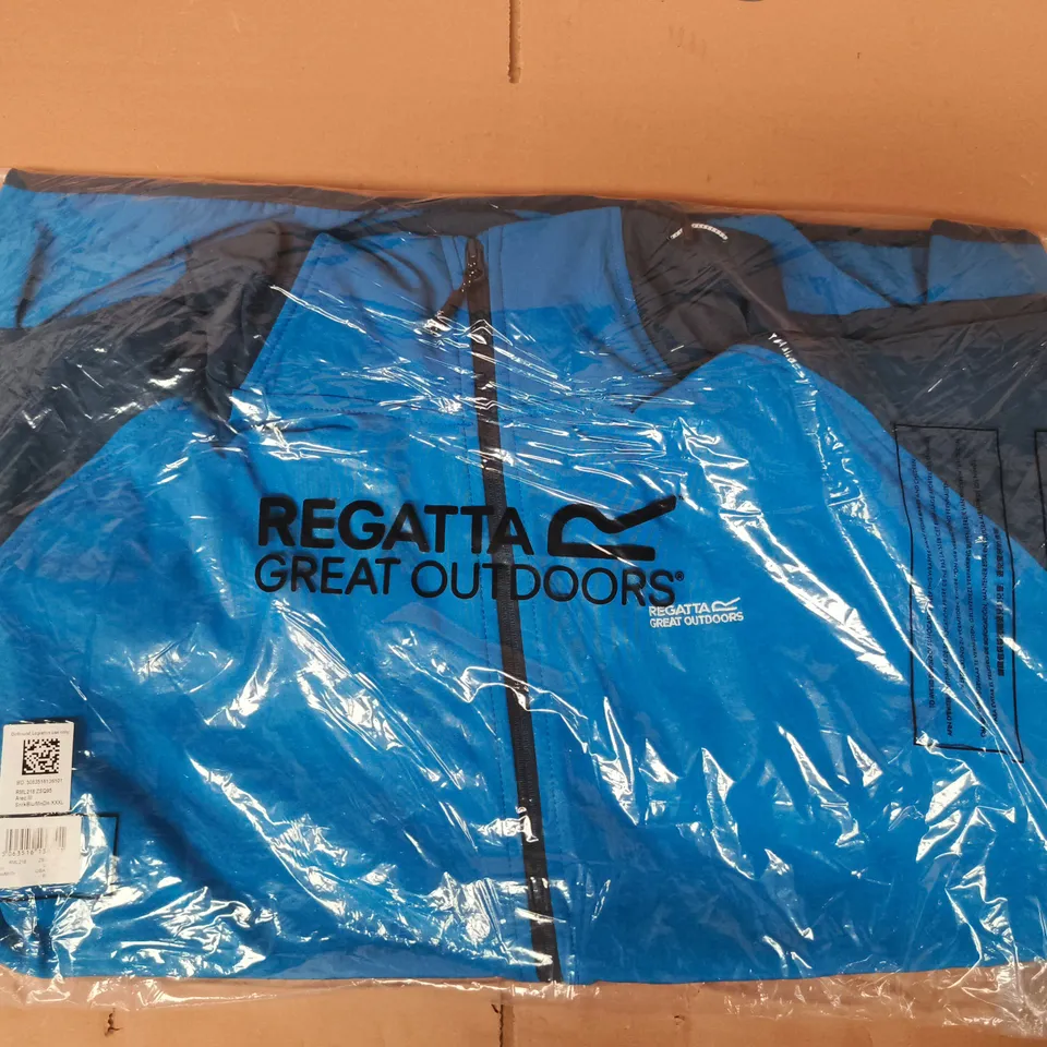 BAGGED REGATTA AREC III JACKET IN BLUE/NAVY SIZE 3XL