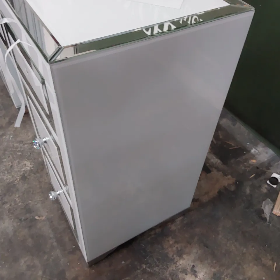 DESIGNER PEDESTAL DRESSING TABLE MIRROR/WHITE GLASS