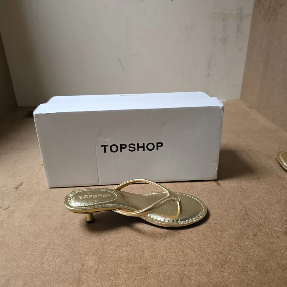 TOPSHOP WOMEN'S GOLD METALLIC SANDALS WITH HEEL – BOXED - UK SIZE 3