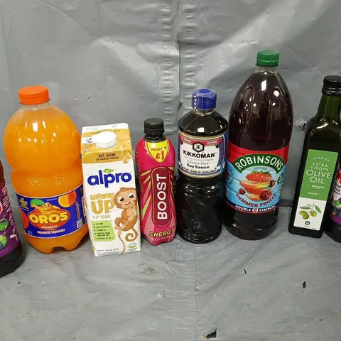 TOTE OF APPROXIMATELY 10 ASSORTED DRINKS ITEMS TO INCLUDE - VIMTO, OROS, AND ALPRO MILK ETC. 