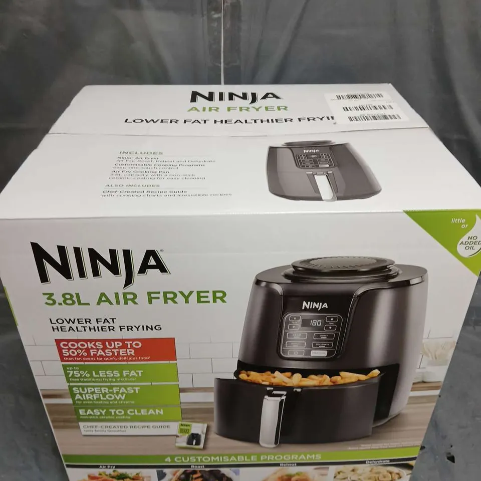 BOXED NINJA AIR FRYER AF100UK