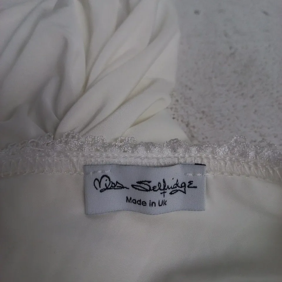 MISS SELFRIDGE WHITE V-NECK RUCHED TANK TOP – UK 12-14 (EU 40-42, US 8-10)