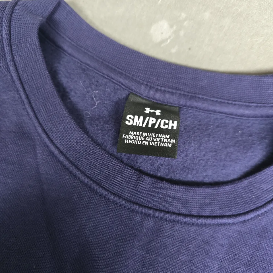 UNDER ARMOUR JUMPER IN NAVY - SMALL