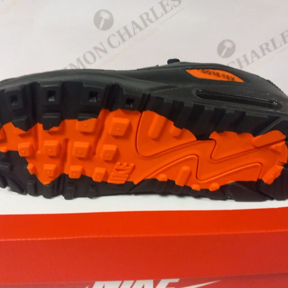 BOXED NIKE AIR MAX 90 GTX SIZE 8