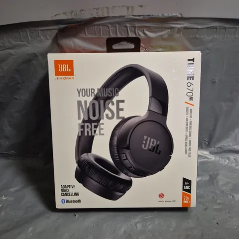 JBL T760 NOISE CANCELLING HEADPHONES BLACK